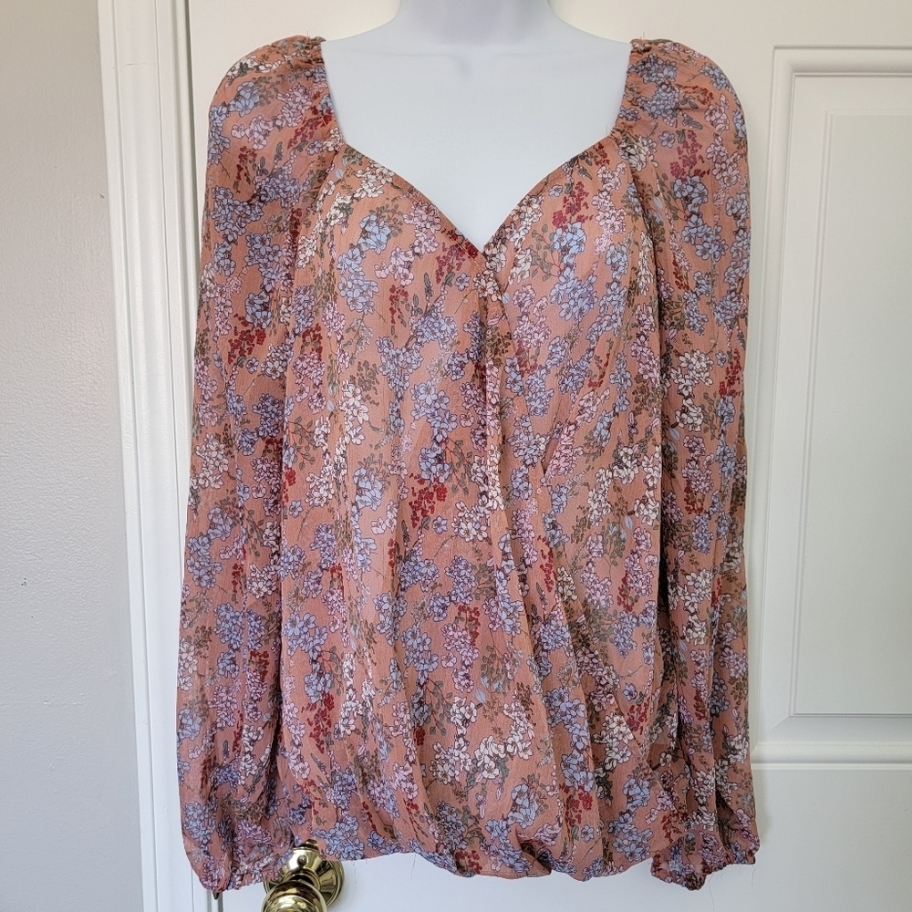 Umgee Peachy Tan Blue Floral Long Balloon Sleeve Semi Sheer Blouse Size Medium